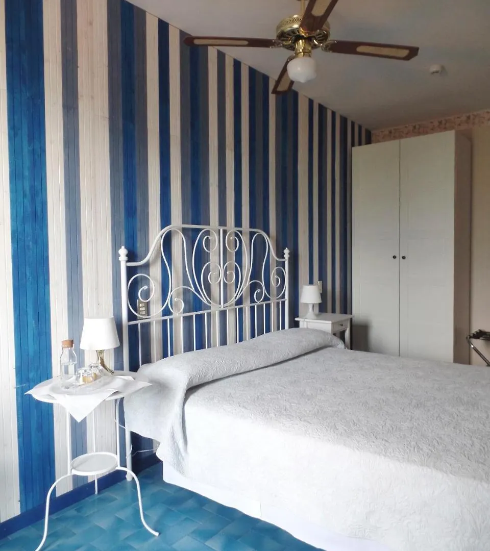ברנצונה סול גארדה Piccolo Hotel Direkt Am See