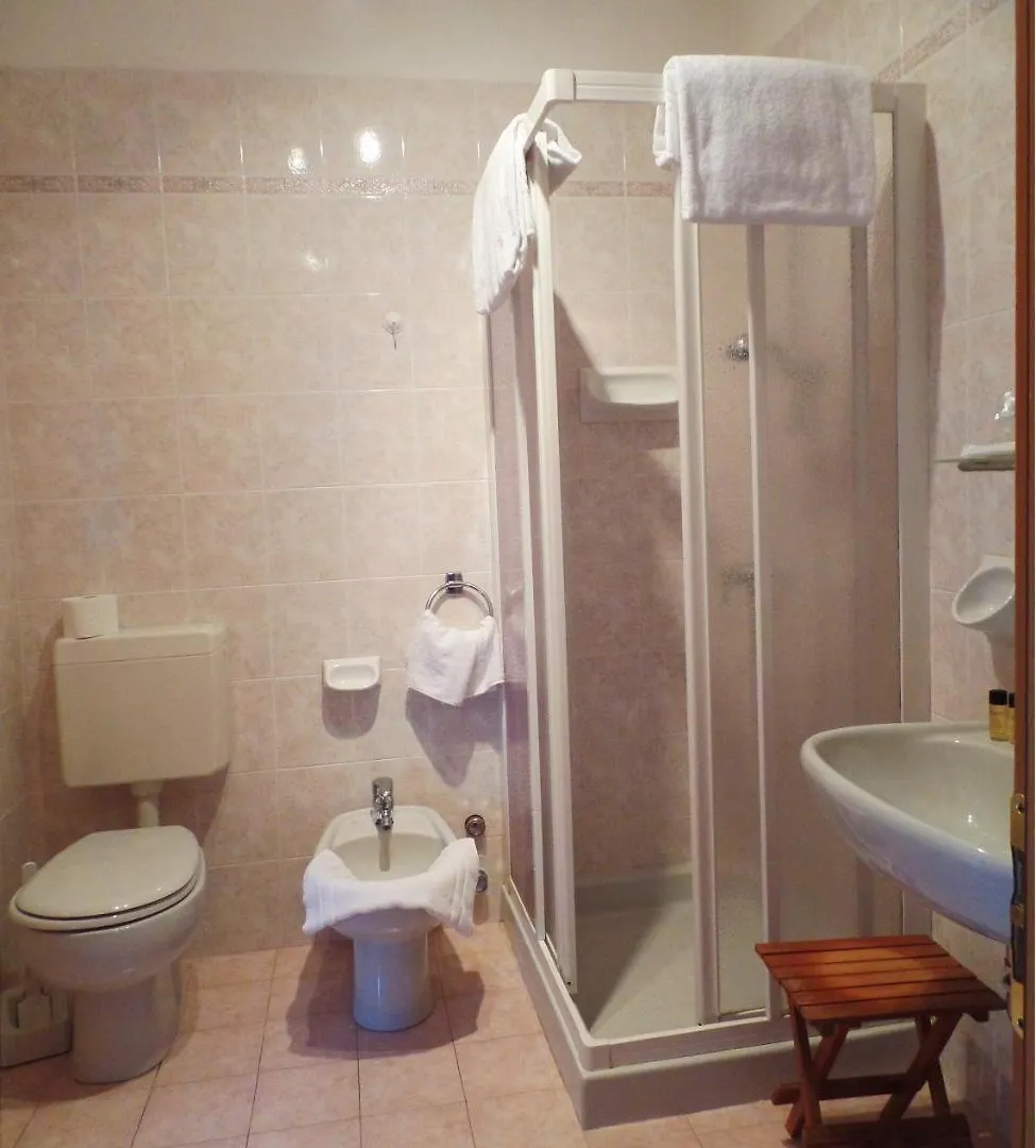 Piccolo Hotel Direkt Am See Brenzone sul Garda