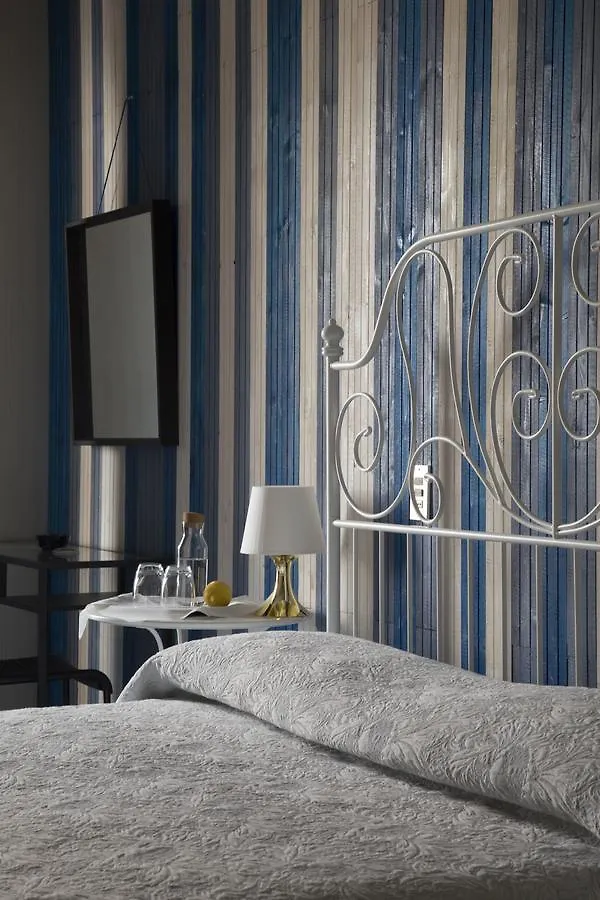 Piccolo Hotel Direkt Am See Brenzone sul Garda