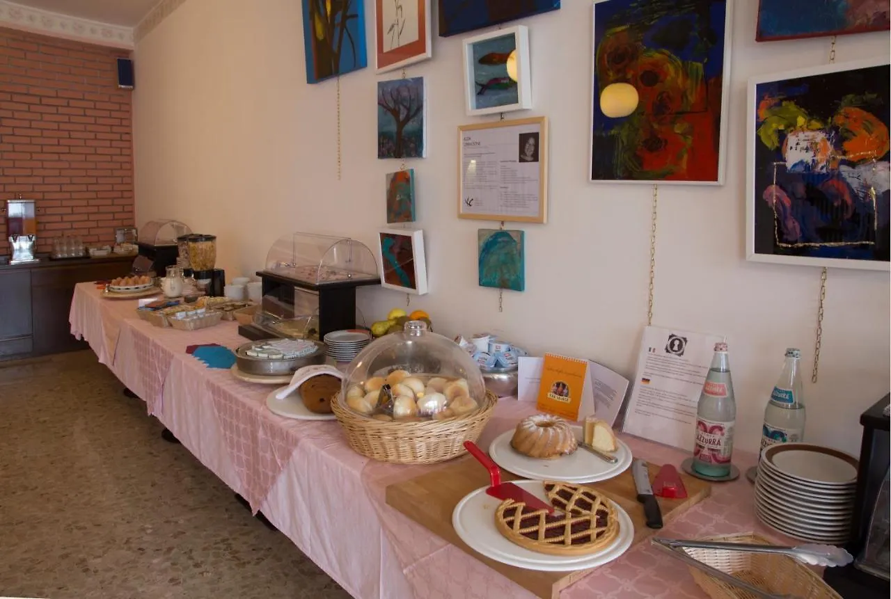 Piccolo Hotel Direkt Am See Brenzone sul Garda