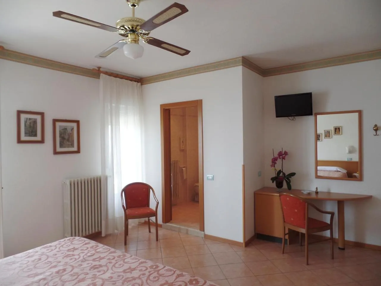 Piccolo Hotel Direkt Am See Brenzone sul Garda